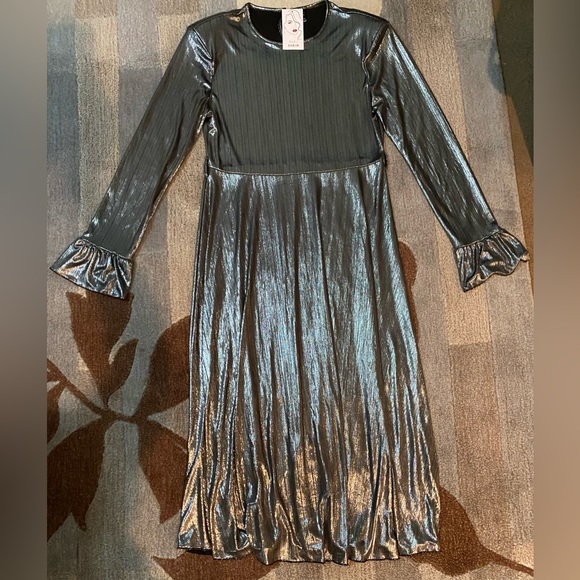Farah Dress in Silver